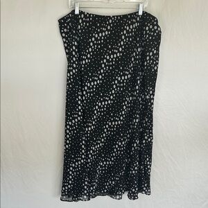 Lane Bryant Black and White Dot Flowy Midi Skirt -Size 26/28